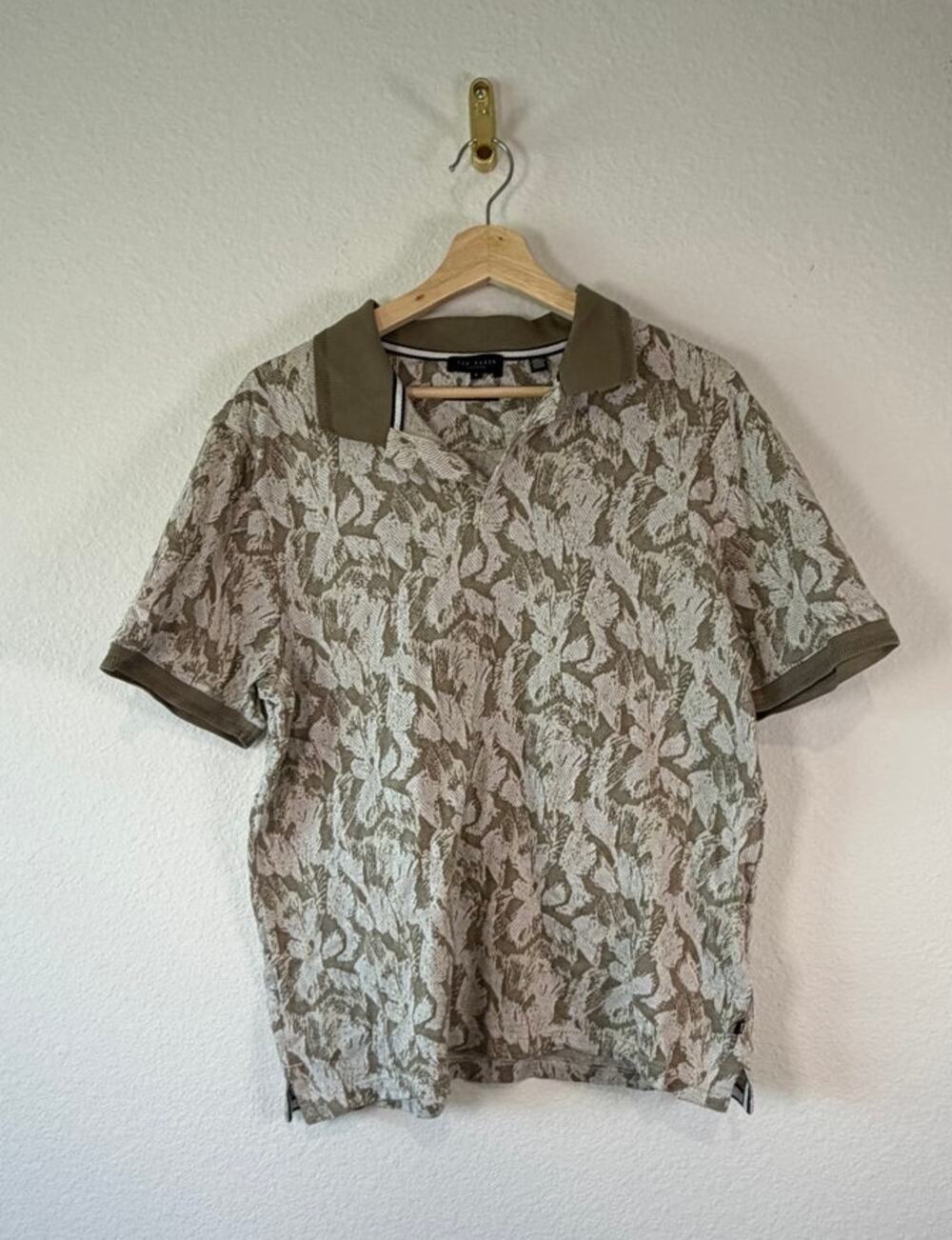 Ted Baker Edwine Jacquard Leaf Polo Shirt Tan Beige Mens Size 4 Large L